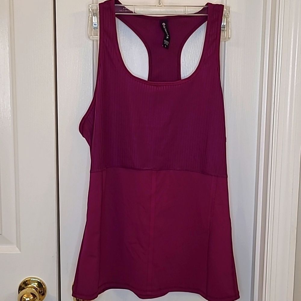 Athleta Magenta Racerback Tank Top Size Large